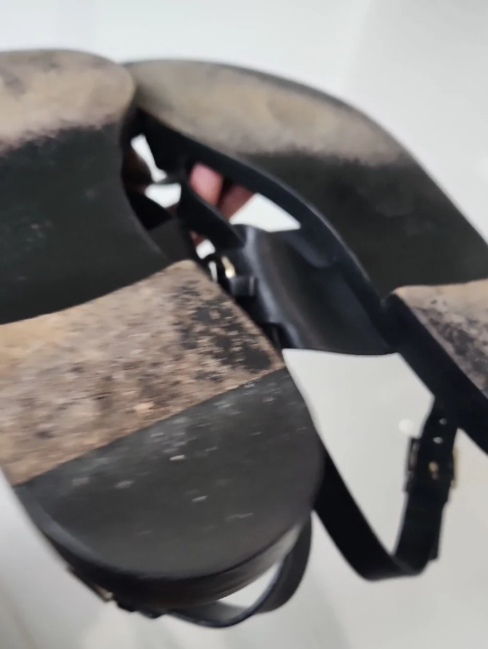 GUCCI Juliette Black Leather Horsebit Sandals